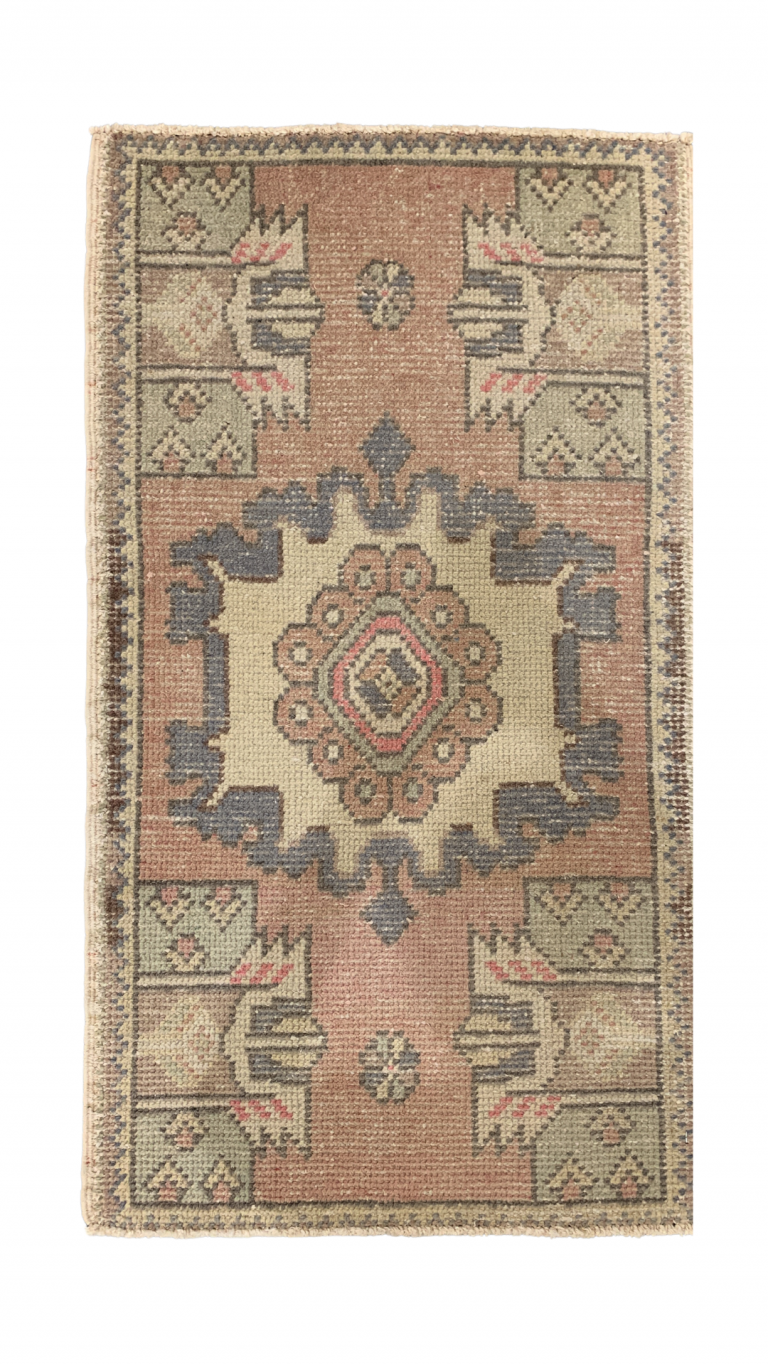 RAHMI Vintage Yastik Rug