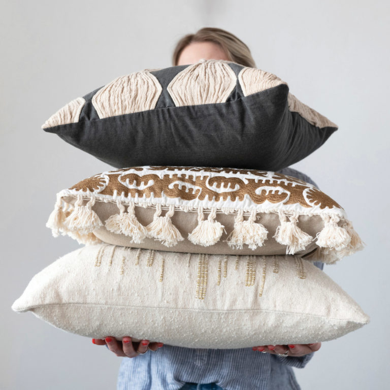 Zoe Lumbar Pillow - Image 6