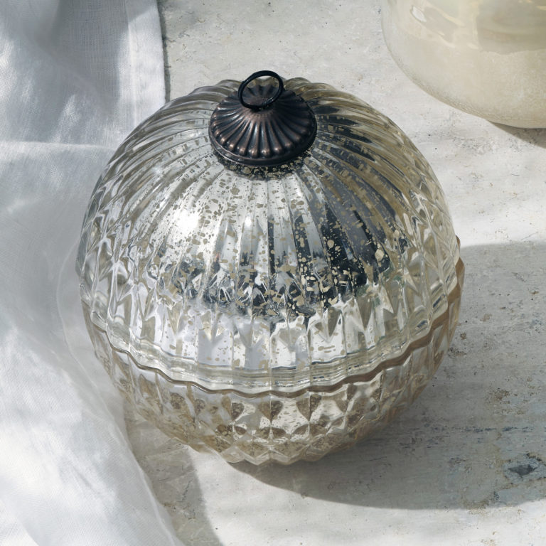 Balsam & Cedar Silver Mercury Ornament Candle - Image 3