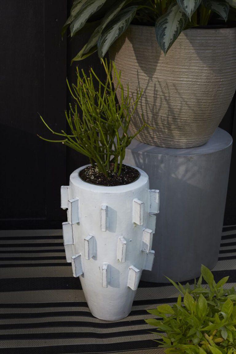 Ari Oversized Stoneware Vase - Image 2