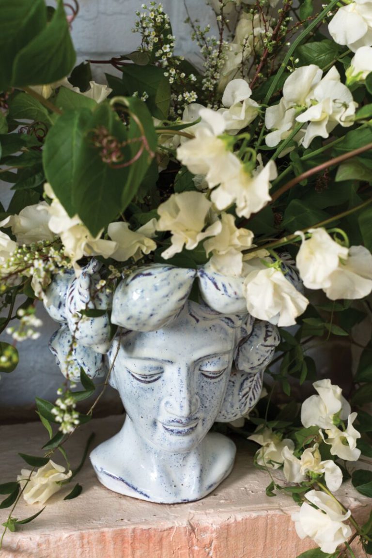 Lady Lemon Vase - Image 4