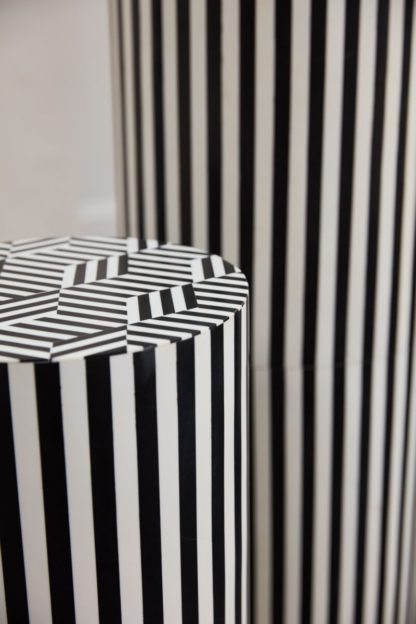 Contrast Column 10.75"x 23.75" - Image 4
